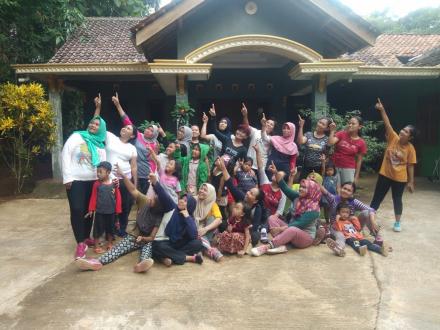 Semangat Sehat Ibu-Ibu Desa Terong