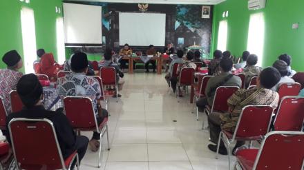 Pendampingan dan Pembinaan Jaga Warga Kalurahan Terong oleh Satpol PP DIY
