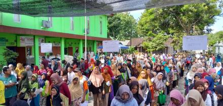 Penyaluran Bantuan Cadangan Pangan Pemerintah (CPP) Di Kalurahan Terong