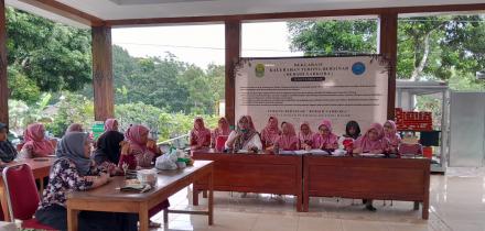Pertemuan Rutin PKK Inti Kalurahan Terong