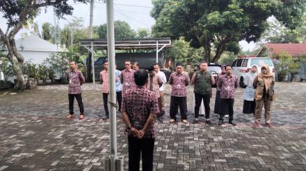 Gelar Apel Pagi, Lurah Terong Tekankan Disiplin Pegawai di Tengah Padatnya Agenda Kerja