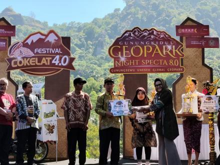 Poktan Tani Makmur Pancuran Sukses Sabet Juara 2 Lomba Kebun Kakao Piala Gubernur DIY