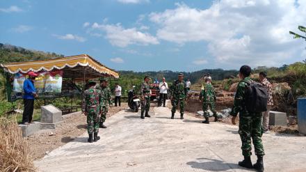 Pantau Progres Fisik, Tim Korem Gelar Monev TMMD Sengkuyung III di Rejosari Terong